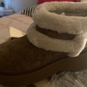 Coach Christina Sig Shrling Boots